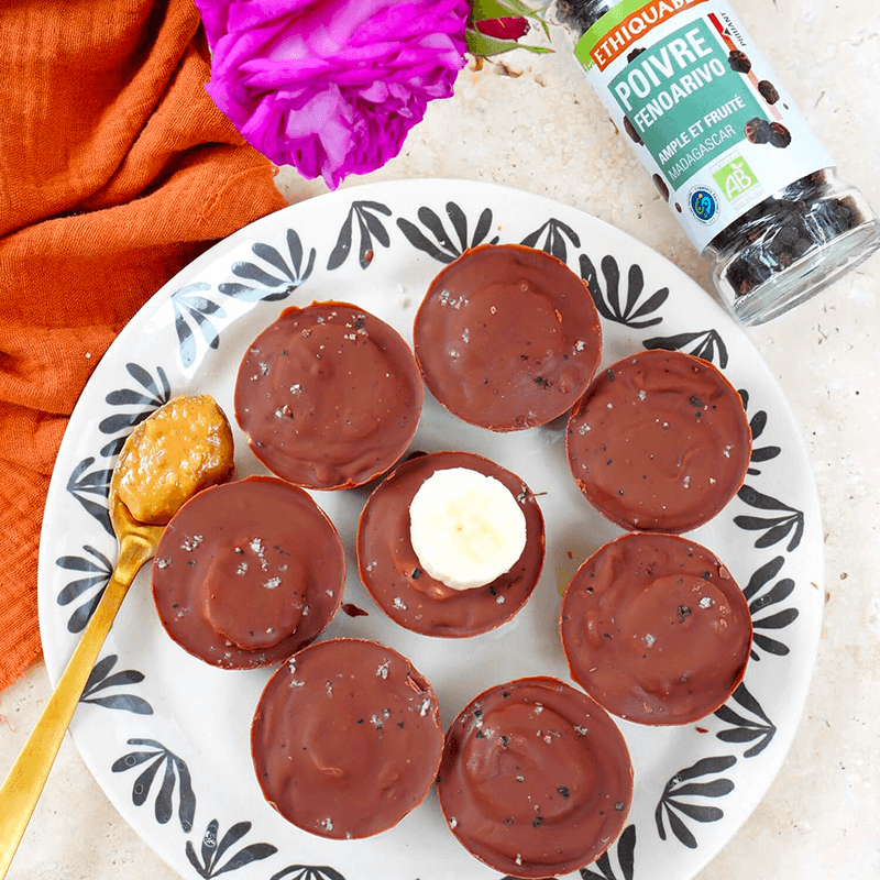 Bouchées zéro cuisson choco, cacahuète et poivre